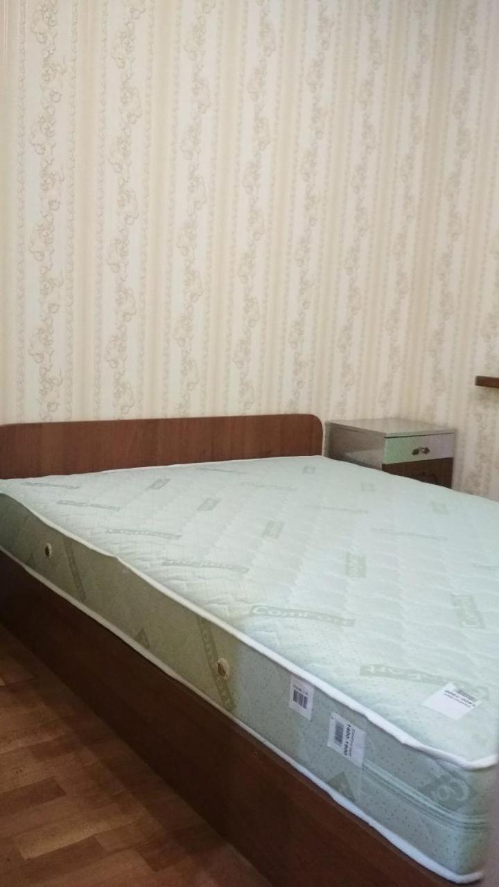 Частный Дом, Р-Н 3 Городской Больницы Çerkassi Dış mekan fotoğraf